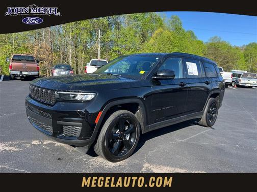 2022 Jeep Grand Cherokee L Laredo