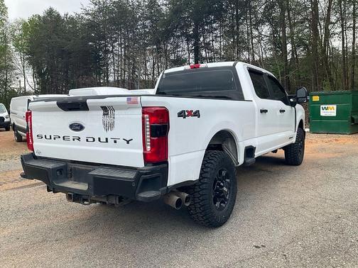 Oxford White 2024 Ford F-350 XL