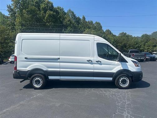 2025 Ford Transit-250 148 WB Medium Roof Cargo