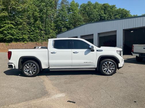 Summit White 2023 GMC Sierra 1500 Denali