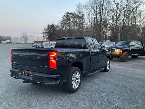 2019 Chevrolet Silverado 1500 Custom
