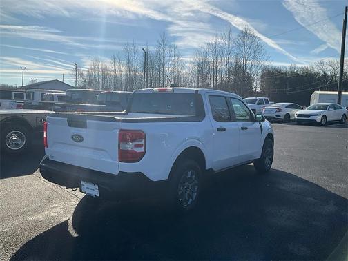 2025 Ford Maverick XLT