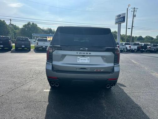 2025 Chevrolet Tahoe RST