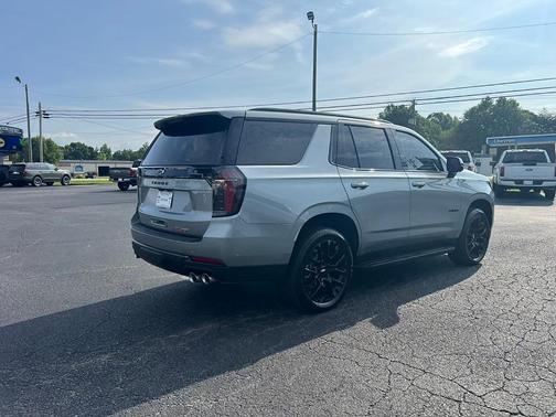 2025 Chevrolet Tahoe RST