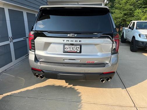 2025 Chevrolet Tahoe RST