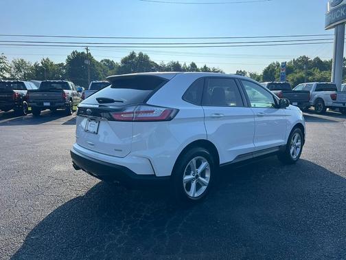 2020 Ford Edge SE