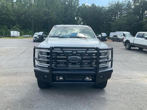 White Metallic 2024 Ford F-250 Lariat