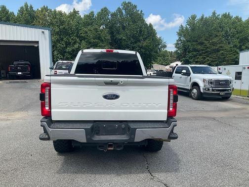 White Metallic 2024 Ford F-250 Lariat