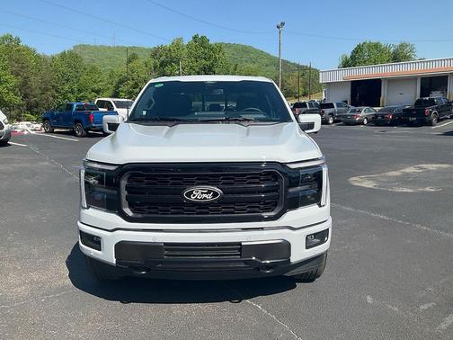 Avalanche 2026 Ford F-150 Lariat