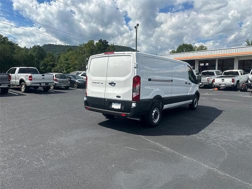 2025 Ford Transit-150 BASE