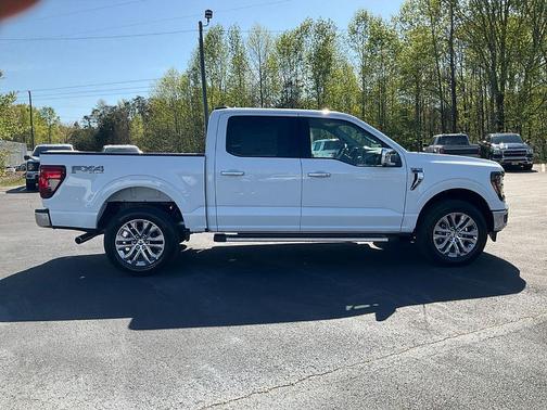 Oxford White 2026 Ford F-150 XLT