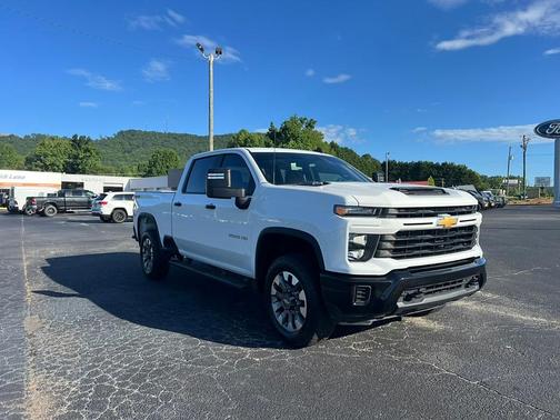 2024 Chevrolet Silverado 2500 Custom