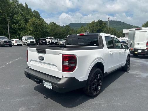 2025 Ford Maverick Lariat