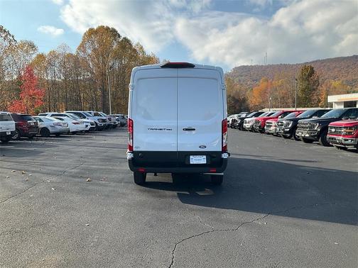 2026 Ford Transit-250 148 WB Medium Roof Cargo