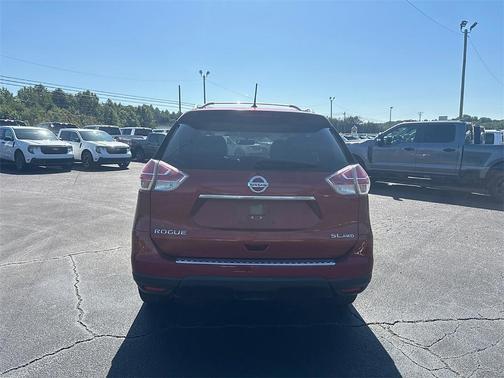 2016 Nissan Rogue SL