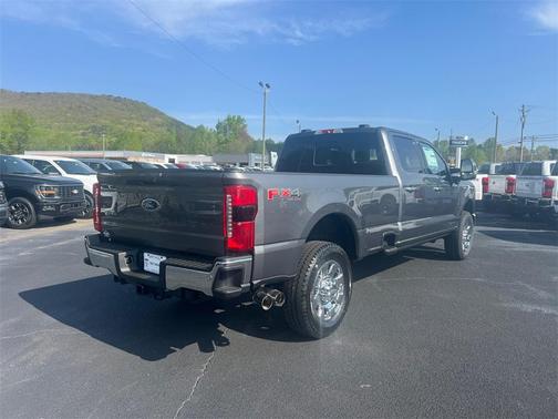 2025 Ford F-350 Lariat Super Duty
