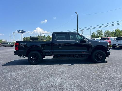 2025 Ford F-350 Lariat Super Duty