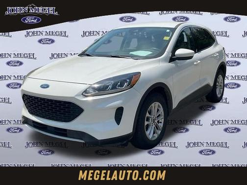 White Metallic 2020 Ford Escape SE