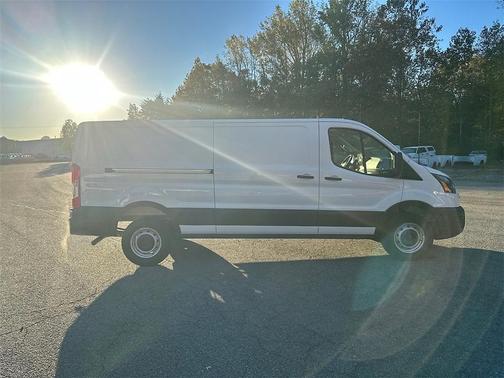 2026 Ford Transit-250 LOW ROOF