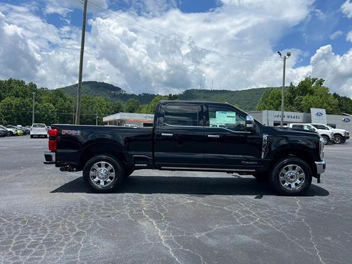2025 Ford F-350 King Ranch