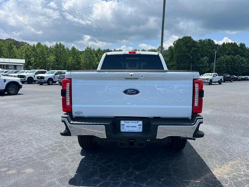 2025 Ford F-250 Lariat