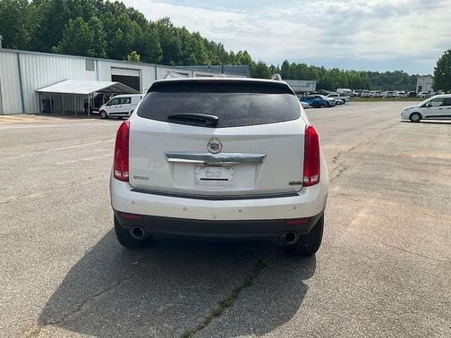 Platinum Ice Tri-Coat 2011 Cadillac SRX Luxury Collection