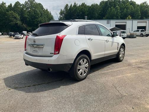 Platinum Ice Tri-Coat 2011 Cadillac SRX Luxury Collection