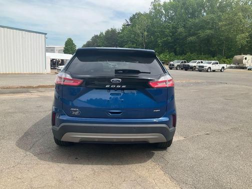 Blue Metallic 2021 Ford Edge SEL