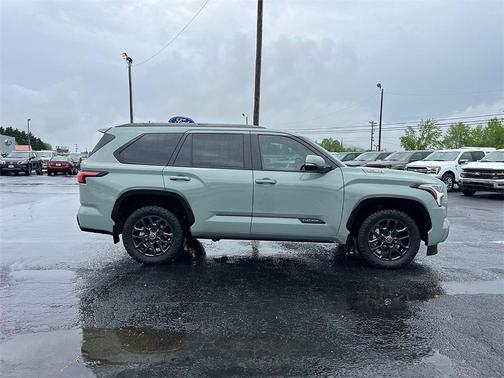 2024 Toyota Sequoia Platinum