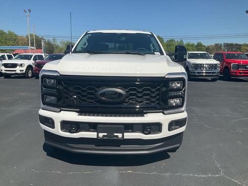 White 2026 Ford F-250 Lariat