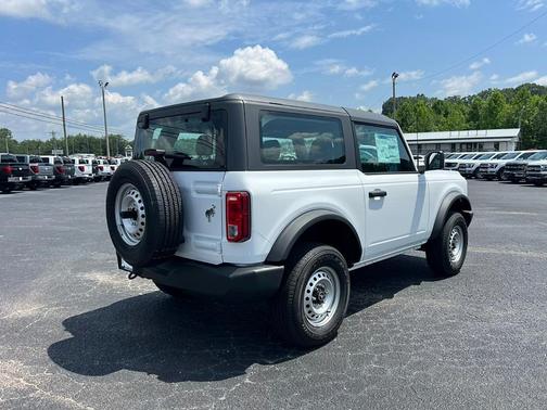 2025 Ford Bronco Base