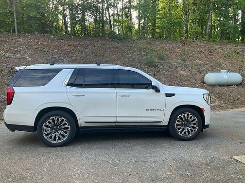 White Frost Tri-Coat 2024 GMC Yukon Denali Ultimate