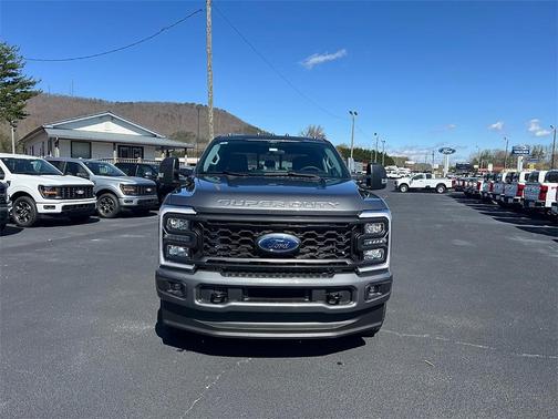 2025 Ford F-250 XL