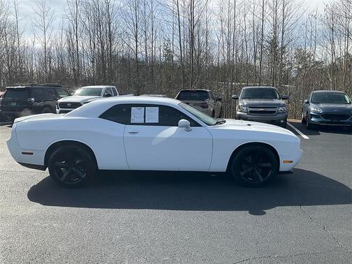 2014 Dodge Challenger SXT