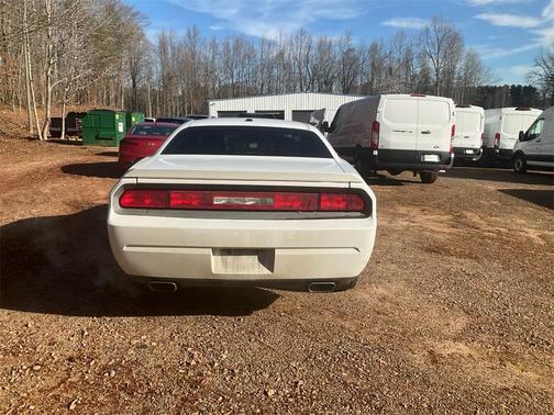 2014 Dodge Challenger SXT