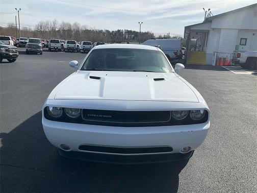 2014 Dodge Challenger SXT