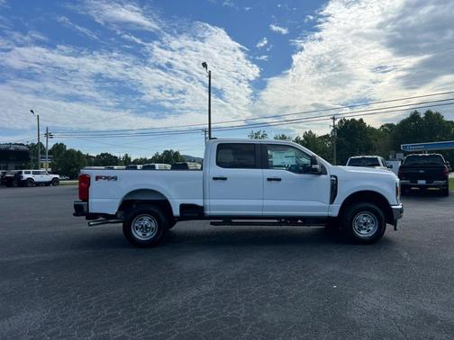 2025 Ford F-250 XL