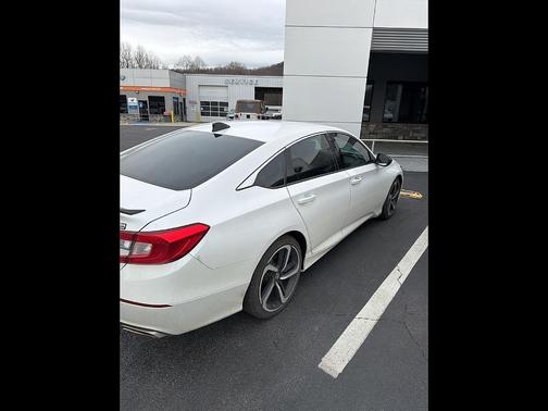 2022 Honda Accord Sport SE