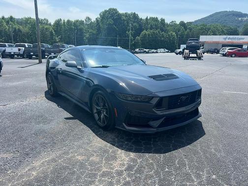 2024 Ford Mustang Dark Horse