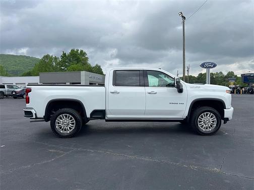 2023 Chevrolet Silverado 3500 High Country