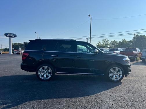 2024 Ford Expedition Platinum