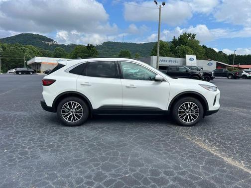 2025 Ford Escape PHEV