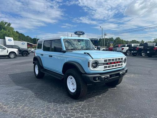 2025 Ford Bronco Heritage Edition