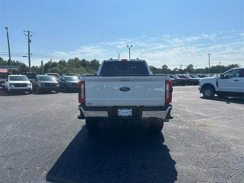 2026 Ford F-350 Lariat Super Duty