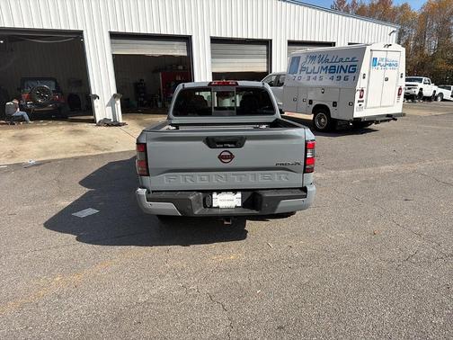 2022 Nissan Frontier PRO-4X