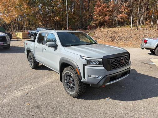 2022 Nissan Frontier PRO-4X