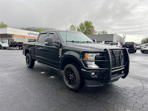 2022 Ford F-350 XLT