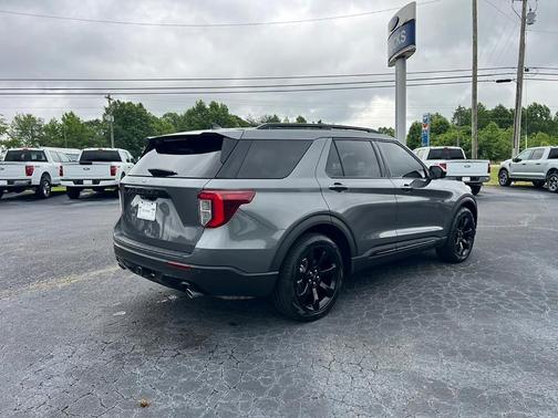 2023 Ford Explorer ST-Line