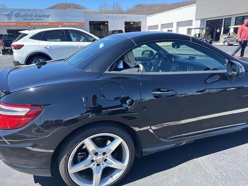 2016 Mercedes-Benz SLK-Class SLK300
