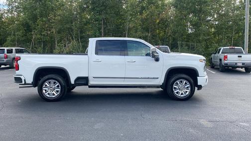Summit White 2025 Chevrolet Silverado 3500 High Country